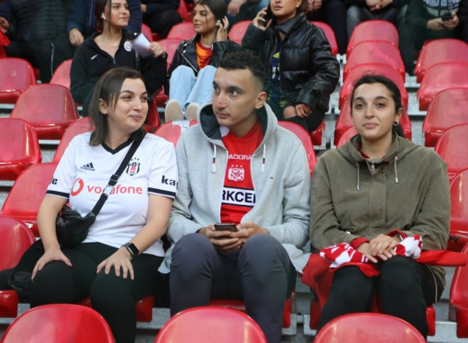 Sivasspor’a Gurbetçi Desteği