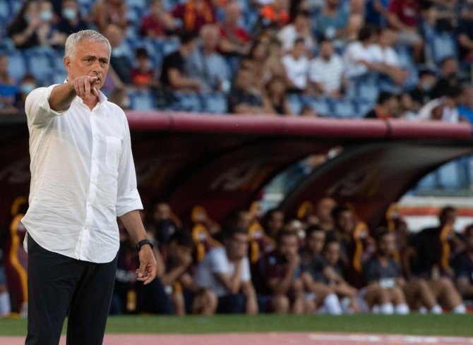 Uefa Konferans Ligi: As Roma:1 - Trabzonspor: 0 (İ̇lk Yarı)