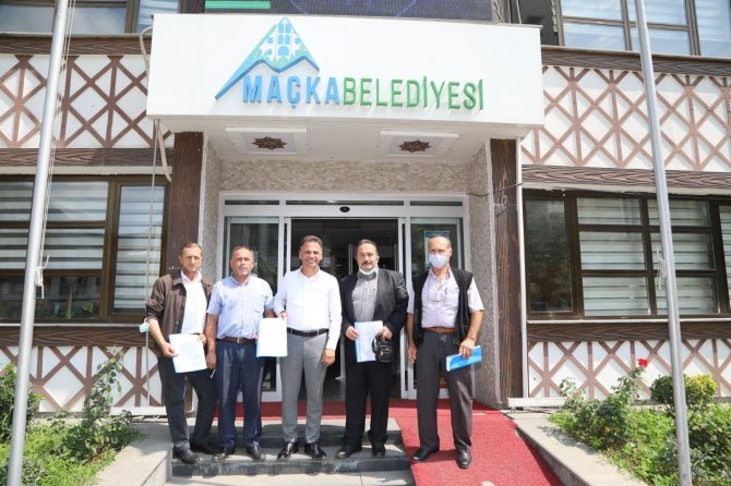 Yılda 300 Bin Turistin Ziyaret Ettiği Hamsiköy’de Taş Ocağına Tepki