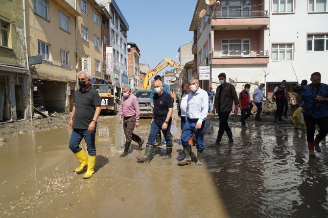 Bakan Karaismailoğlu: “2 Ay İçerisinde Kalıcı Köprülerimizi Tamamlamak İstiyoruz”