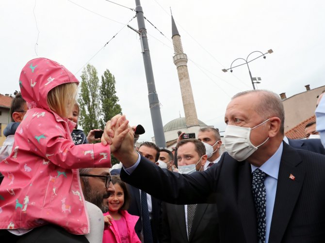 Cumhurbaşkanı Erdoğan Cuma Namazını Bosna Hersek’te Kıldı