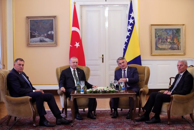 Cumhurbaşkanı Erdoğan, Bosna Hersek Devlet Başkanlığı Konseyi Üyeleriyle Görüştü