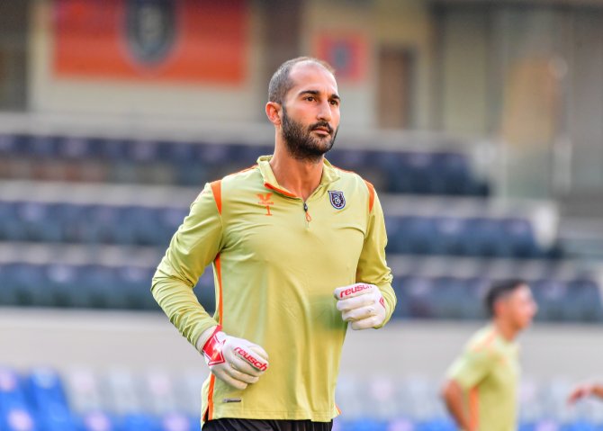 Süper Lig: Medipol Başakşehir: 0 - Kayserispor: 1 (İ̇lk Yarı)