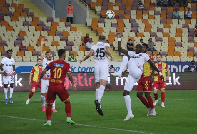 Süper Lig: Yeni Malatya: 1- Gaziantep Fk: 0 (İ̇lk Yarı)