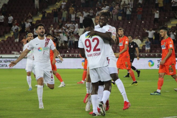 Süper Lig: A. Hatayspor: 3 - A. Alanyaspor: 0 (İ̇lk Yarı)