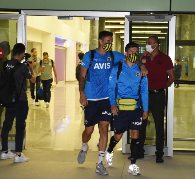 Fenerbahçe, Altay Mücadelesi İçin İ̇zmir’e Geldi