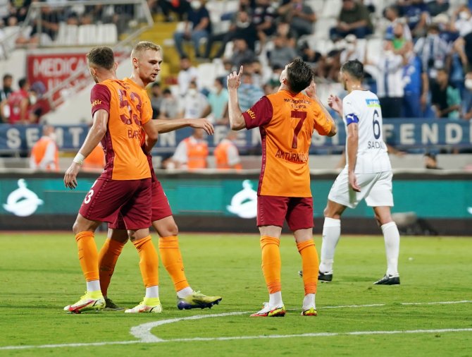 Süper Lig: Kasımpaşa: 1 - Galatasaray: 2 (İ̇lk Yarı)