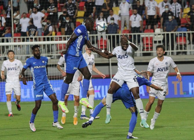 Süper Lig: Altay: 0 - Fenerbahçe: 0 (İ̇lk Yarı)