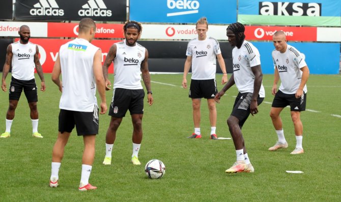 Beşiktaş’ta N’sakala Antrenmanlara Başladı