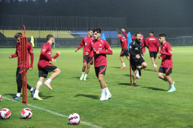 Ümit Milli Takım Avrupa Şampiyonası Hazırlıklarına Başladı