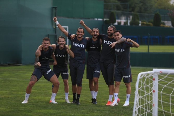 Trabzonspor 51 Hafta Sonra Liderlik Koltuğuna Oturdu