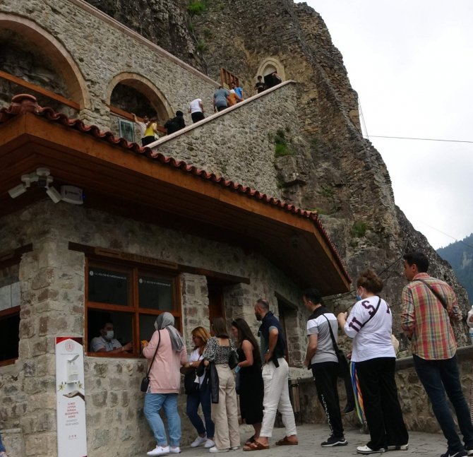 Sümela’yı Bir Buçuk Ayda 80 Bin Kişi Ziyaret Etti