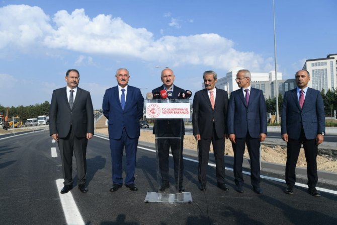 Bakan Karaismailoğlu Açılışı Gerçekleştirilecek Yargıtay Kavşağında İncelemelerde Bulundu