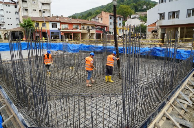 Toki̇, Selde Yıkılan 16 İş Yerinin Temelini Attı