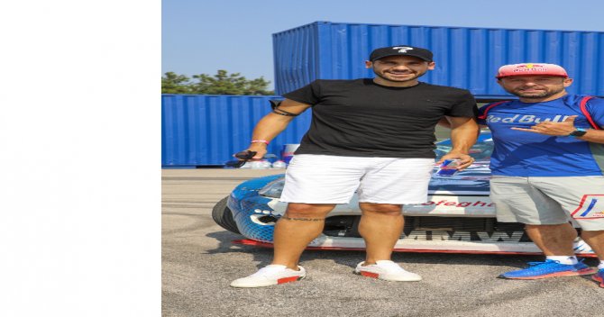 Ünlü Oyuncu Ümit Erdim Red Bull Sporcusu Abdo Feghali İle Drift Yaptı