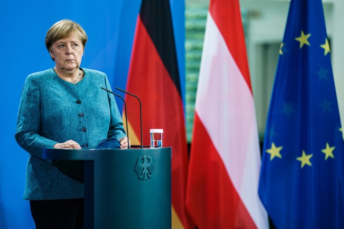 Merkel: “Afganistan’da Almanya’ya Tahliye Hakkına Sahip 10 Bin İla 40 Bin Afgan Bulunuyor”