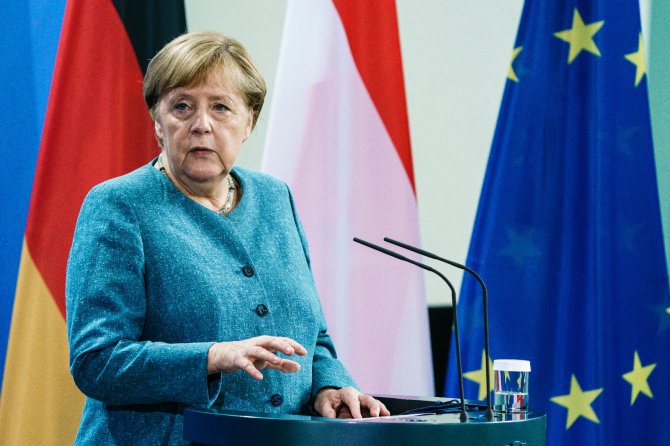 Merkel: “Afganistan’da Almanya’ya Tahliye Hakkına Sahip 10 Bin İla 40 Bin Afgan Bulunuyor”