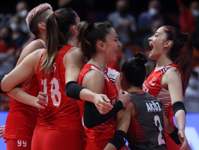 Filenin Sultanları, Namağlup Yarı Finalde