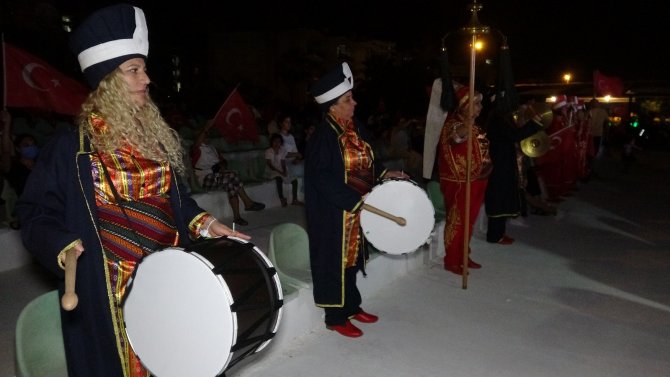Kadın Mehteranlardan Filenin Sultanları’na Marşlı Destek