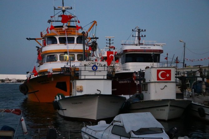 Tekirdağlı Balıkçılar ‘Vira Bismillah’ Diyerek Marmara’ya Açıldı