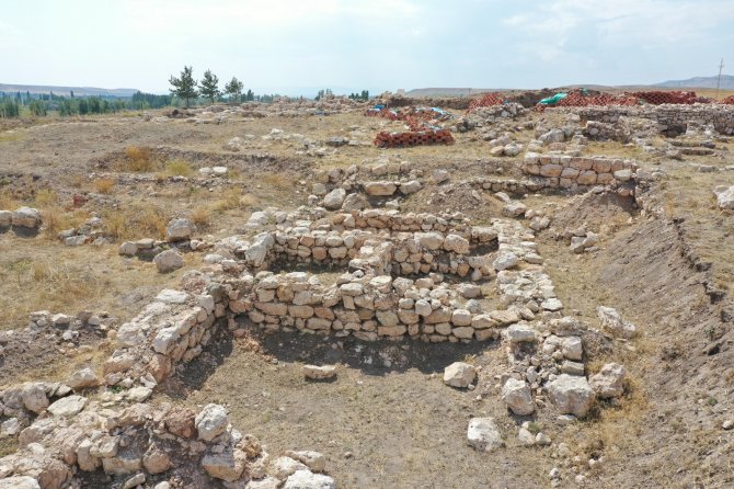 3 Bin 800 Yıllık Hitit Şehri Gün Yüzüne Çıkıyor