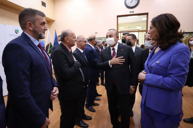 Bakan Çavuşoğlu, Boşnak Ulusal Azınlık Konseyi Başkanı Curic İle Görüştü