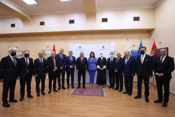 Bakan Çavuşoğlu, Boşnak Ulusal Azınlık Konseyi Başkanı Curic İle Görüştü