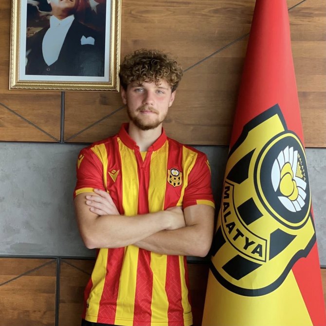 Yeni Malatyaspor, Arda Hilmi Şengül İle 3 Yıllık Sözleşme İmzaladı