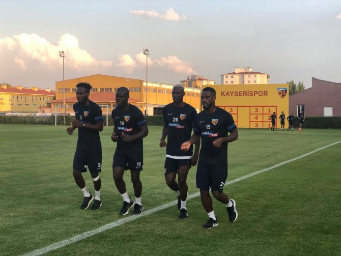 Hikmet Karaman: "Herkesin Takdir Ettiği Kayserispor Ortaya Çıkacak"