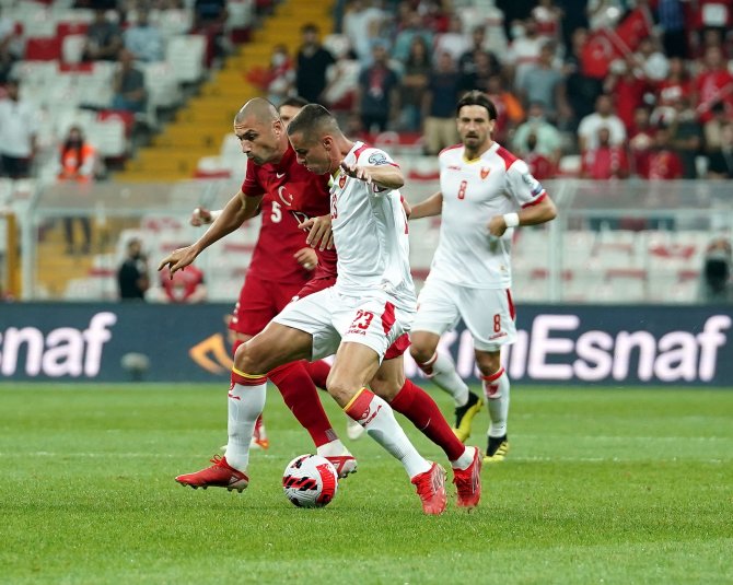 2022 Fıfa Dünya Kupası Elemeleri: Türkiye: 1 - Karadağ: 0 (Maç Devam Ediyor)