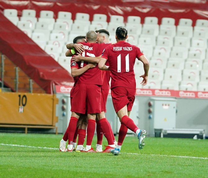 2022 Fıfa Dünya Kupası Elemeleri: Türkiye: 2 - Karadağ: 1 (İ̇lk Yarı)