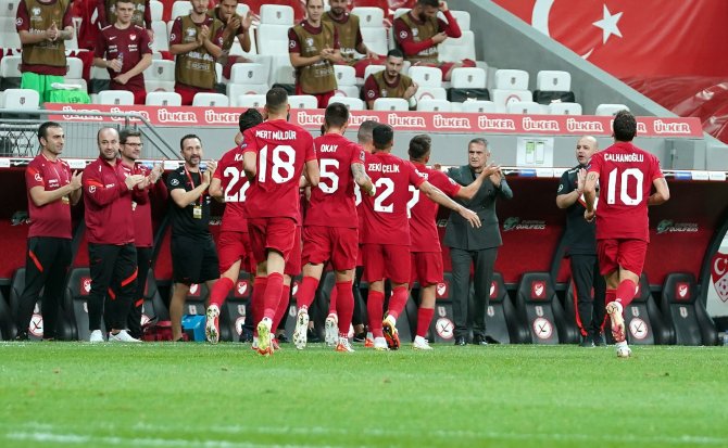 2022 Fıfa Dünya Kupası Elemeleri: Türkiye: 2 - Karadağ: 1 (İ̇lk Yarı)