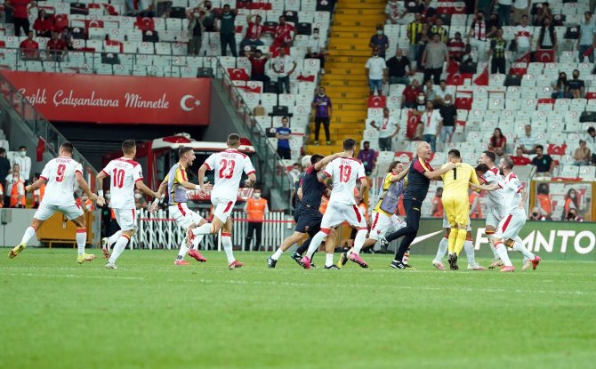 2022 Fıfa Dünya Kupası Elemeleri: Türkiye: 2 - Karadağ: 2 (Maç Sonucu)