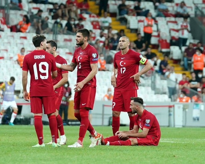 2022 Fıfa Dünya Kupası Elemeleri: Türkiye: 2 - Karadağ: 2 (Maç Sonucu)