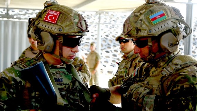 Azerbaycan Ve Türkiye’den Bakü’de Ortak Askeri Tatbikat