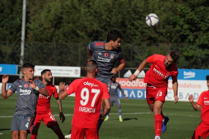 Beşiktaş, Ümraniyespor’u 4-0 Mağlup Etti