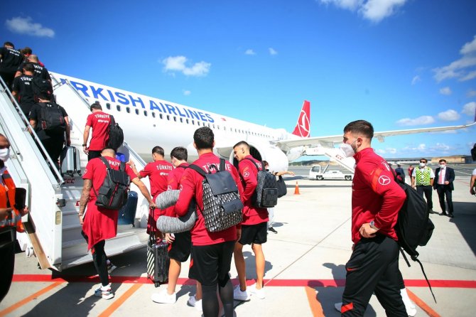 A Milli Futbol Takımı, İ̇spanya’da