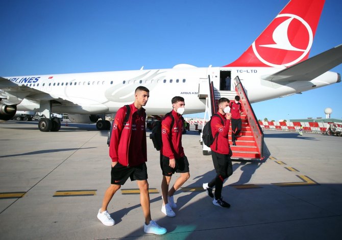 A Milli Futbol Takımı, İ̇spanya’da