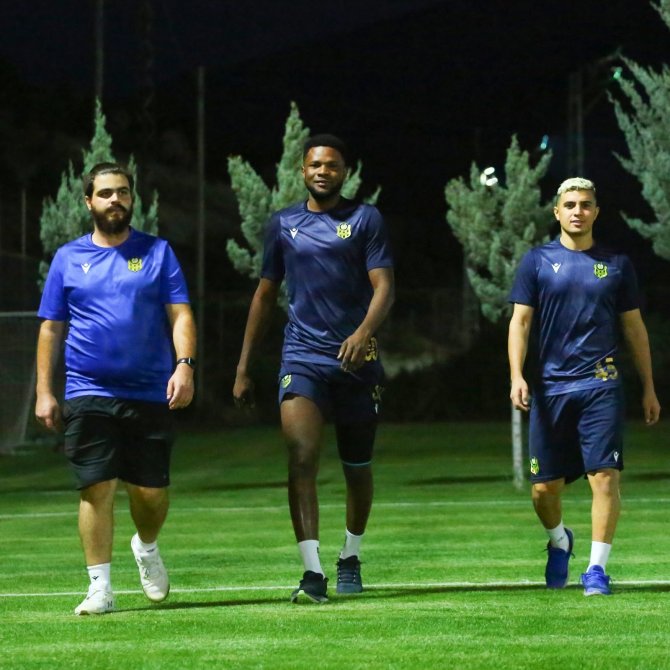 Yeni Malatyaspor, Beşiktaş Maçı Hazırlıklarına Başladı