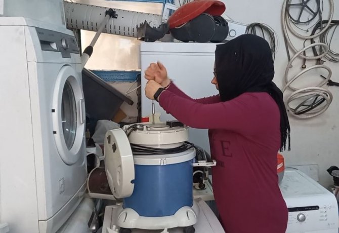Eşine Destek Olmak İçin Başladı, Beyaz Eşya Tamir Ustası Oldu