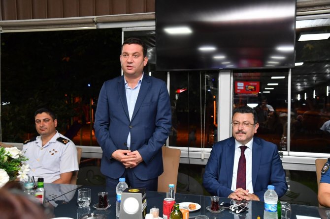 Ortahisar Kaymakamı Tolga Toğan’a Veda Yemeği