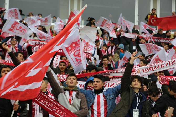 Sivas Valiliği’nden Pfdk’nin Sivasspor’a Verdiği Ceza Kararına Tepki!