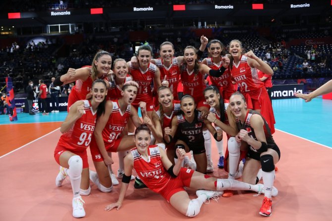 Filenin Sultanları, Avrupa Üçüncüsü