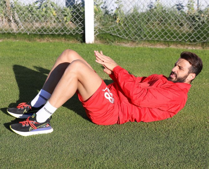 Sivasspor, Fenerbahçe Maçı Hazırlıklarına Çift İdmanla Devam Etti