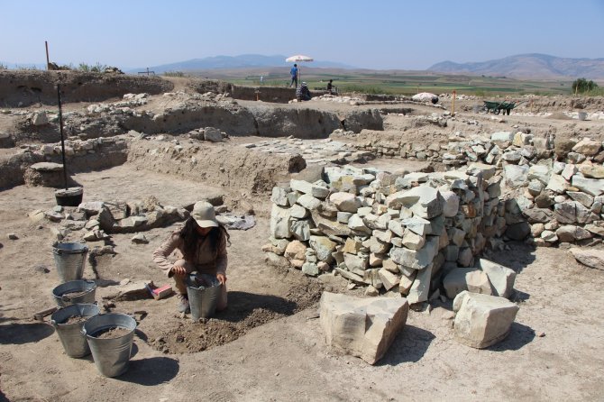 Amasya’daki 2 Bin 600 Yıllık Kubaba Sunağı Restore Edilecek