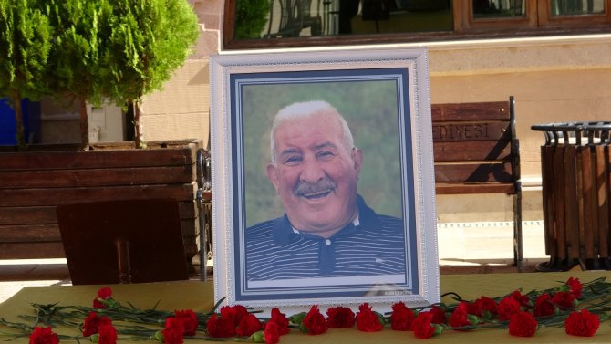 Aşık Veysel’in Mersin’de Hayatını Kaybeden Oğlu Bahri Şatıroğlu Memleketine Uğurlandı