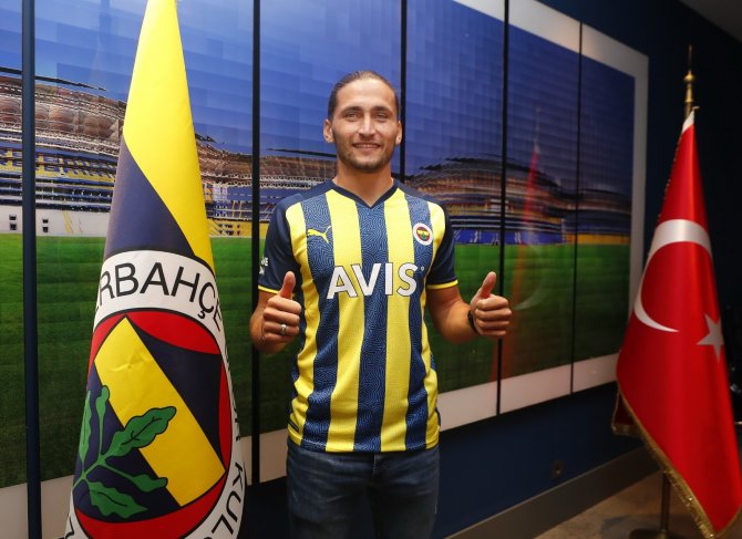 Fenerbahçe, Miguel Crespo’yu Açıkladı