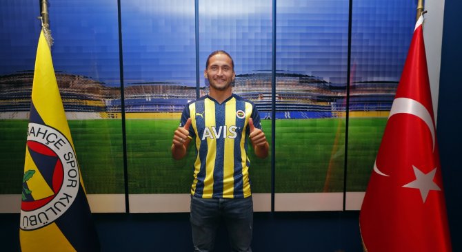 Fenerbahçe, Miguel Crespo’yu Açıkladı