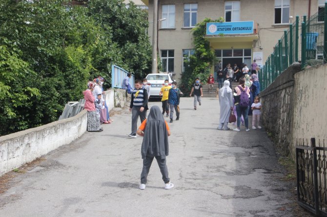 Afet Bölgesi İlan Edilen İ̇nebolu’da Yüz Yüze Eğitim Başladı