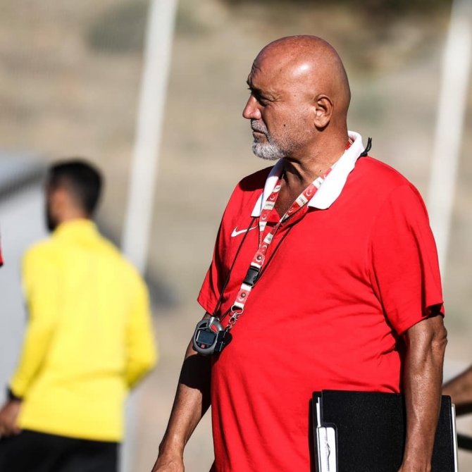 Kayserispor Suda Antrenman Yaptı